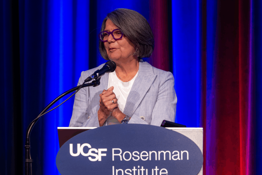Dr. Sandra Hernández receiving UCSF Healthcare Impact Award